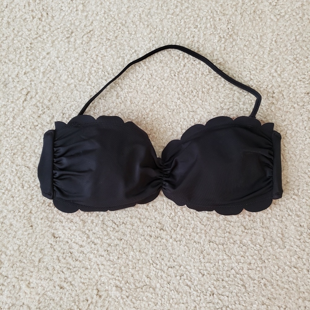 VS Pink Scalloped Bikini Top